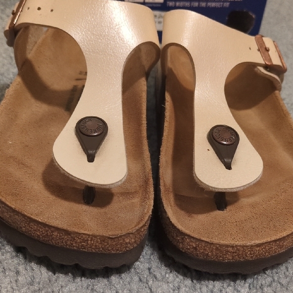 🍄Birkenstock Gizeh Sandals - Cream and Brown - Picture 4 of 6